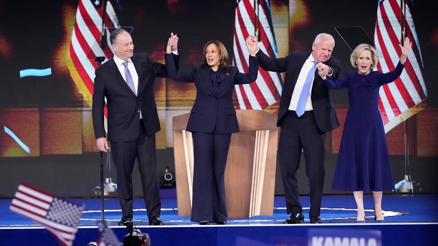 This image has an empty alt attribute; its file name is Kamala-Harris-e-Tim-Walz-me-bashkeshortet-e-tyre-Cikago.jpg