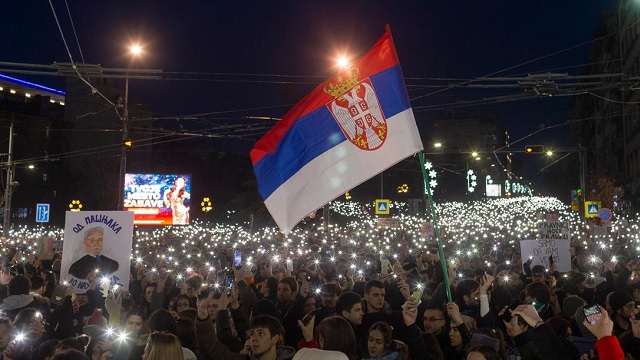 Protestat kundër Vuçiqit dhe qeverisë së tij, Beograd